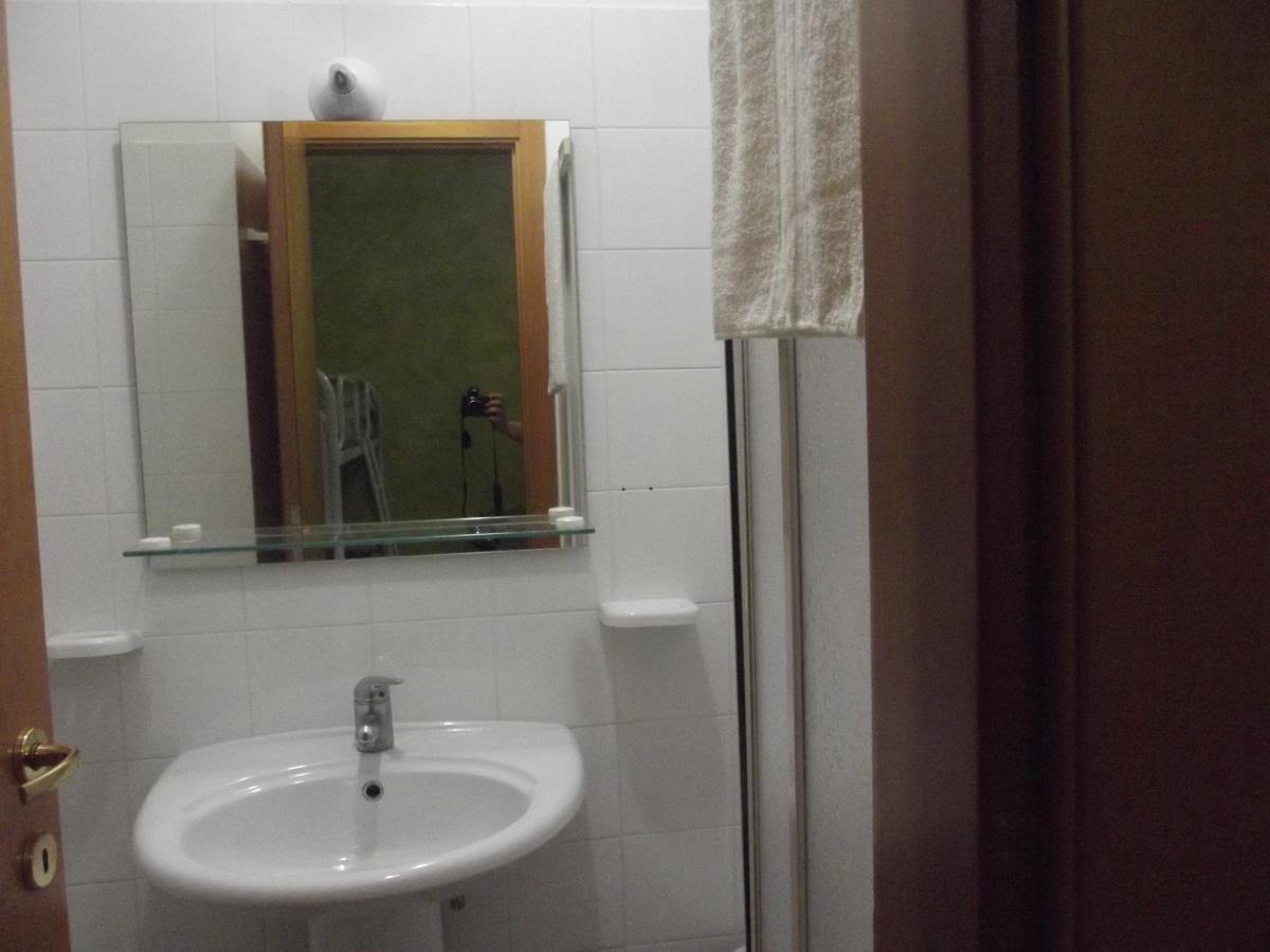 Hotel Sabbia D'Oro ปีเนโต ภายนอก รูปภาพ